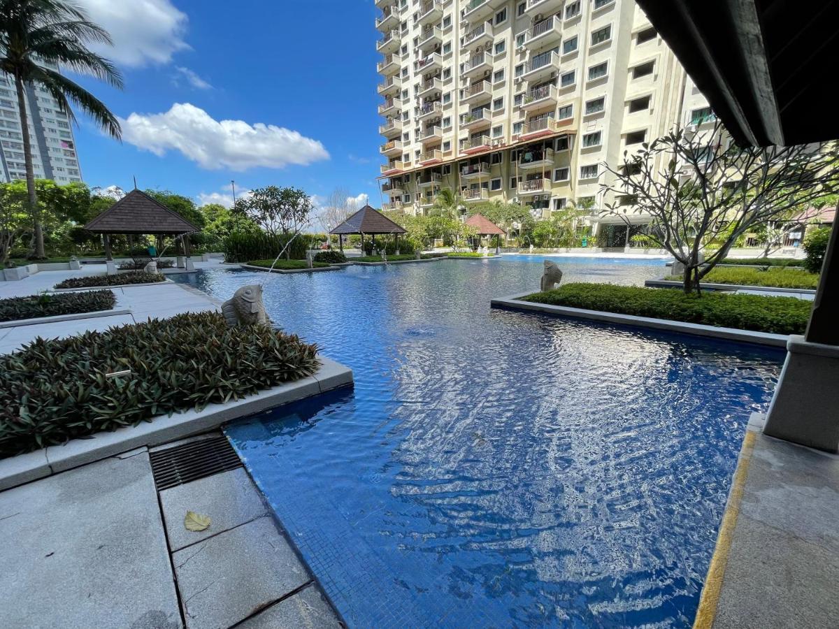 Homestay Aiyu - Luxury Stay Shah Alam Exterior photo